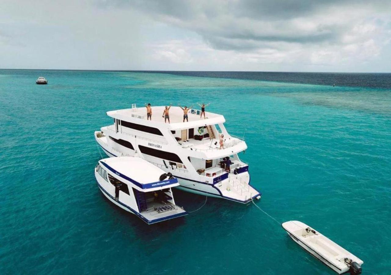 Surf Trip Maldives Hotel Thulusdhoo Exterior photo