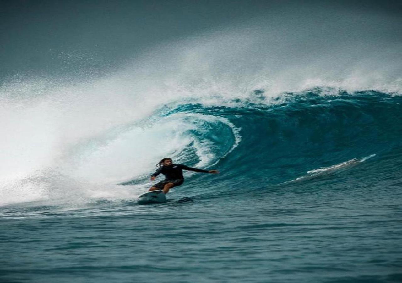 Surf Trip Maldives Hotel Thulusdhoo Exterior photo