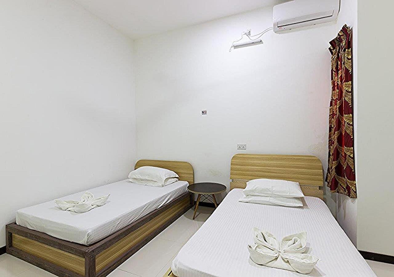 Surf Trip Maldives Hotel Thulusdhoo Exterior photo